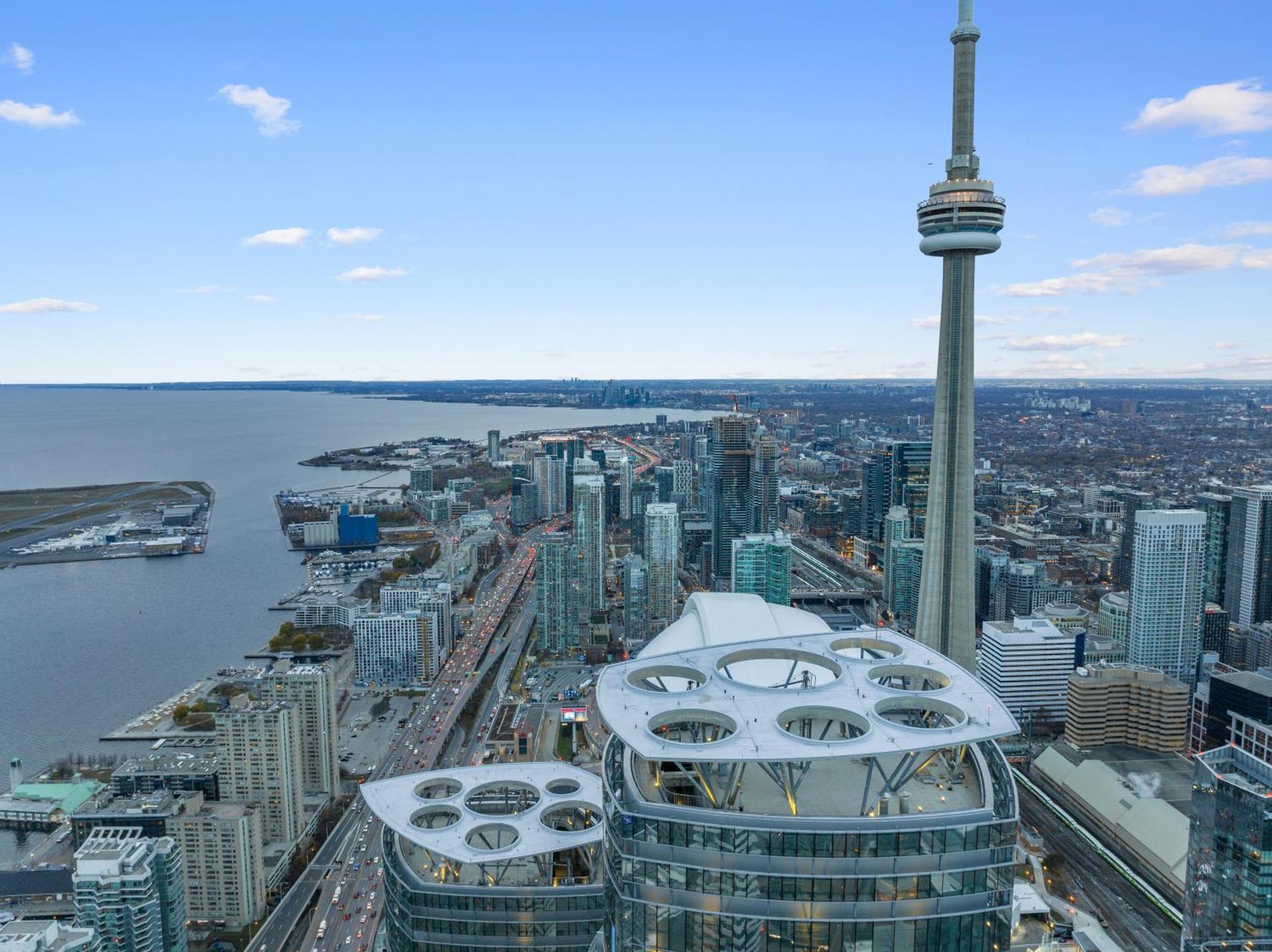 Luxury 2Br Condo Entertainment District Downtown Cn Tower View Balcony Pool & Hot Tub Toronto Exterior photo