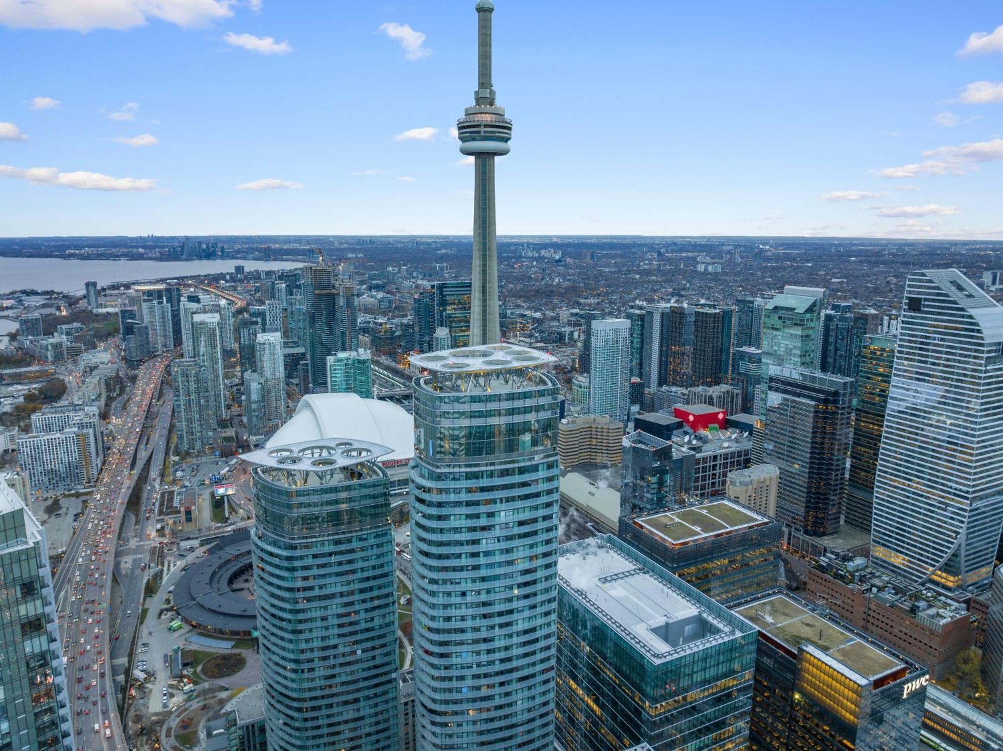 Luxury 2Br Condo Entertainment District Downtown Cn Tower View Balcony Pool & Hot Tub Toronto Exterior photo